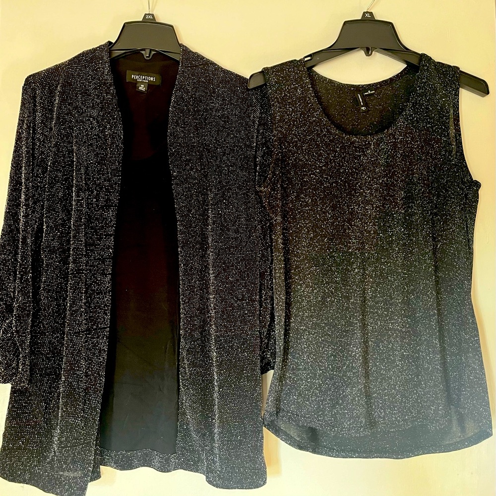 This is a beautiful NEW DIRECTIONS  blouse and light jacket.